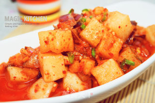 [the Refreshing and Crispy Taste in Korean Tv Dramas] Korean Spicy Radish Cubes recipe