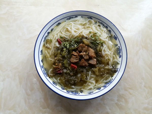 Hot and Sour Beef Noodles (quick Version) recipe