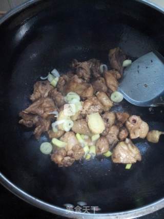 Tea-flavored Chestnut Chicken recipe