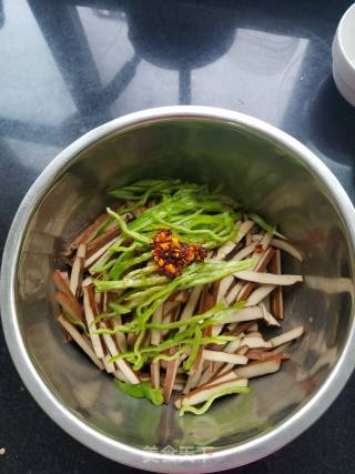 Spiced Dried Green Peppers recipe