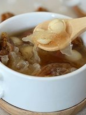 Figs, Tremella and Lotus Seed Soup