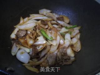 Fried Pork with Onion recipe