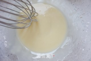 Chiffon Cup Cakes without Cracking or Collapsing recipe