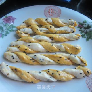 Two-color Sesame Twist recipe