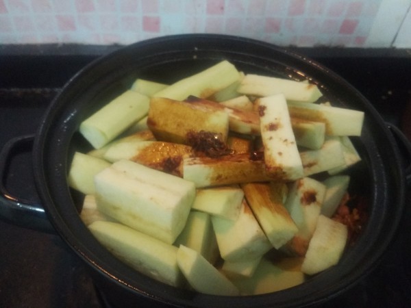 Fish-flavored Eggplant Pot recipe