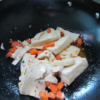 Tofu with Carrots recipe