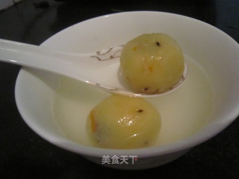 Pumpkin and Black Sesame Glutinous Rice Balls-reunion and Reunion (trial Version) recipe
