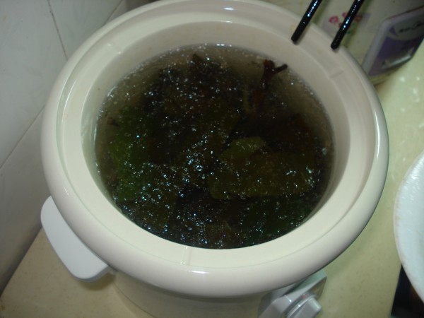 Seaweed Pork Bone Soup recipe