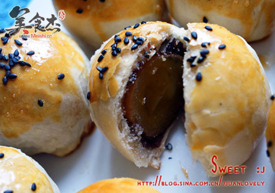 Bean Paste Egg Yolk Crisp recipe