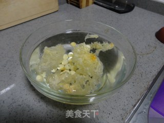 Longan, Lotus Seed and Lily Soup recipe