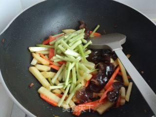 Stir-fried Potato Chips recipe