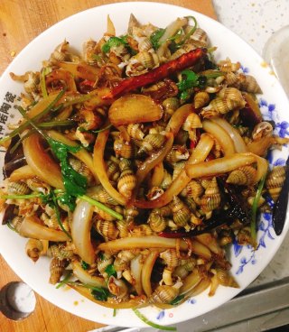 Spicy Stir-fried Sea Screws recipe