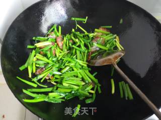 Stir-fried Bacon with Leek recipe