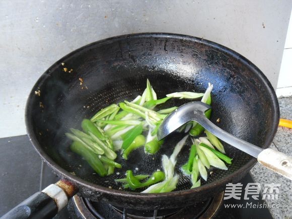 Stir-fried Lamb with Chaotian Pepper recipe