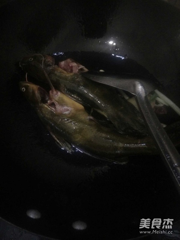 Stewed Pigeon Fish recipe