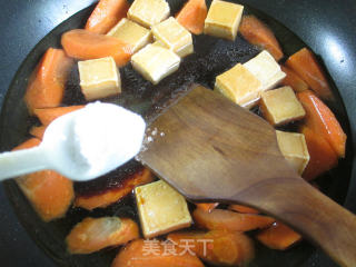 Fish Tofu with Grilled Carrots recipe