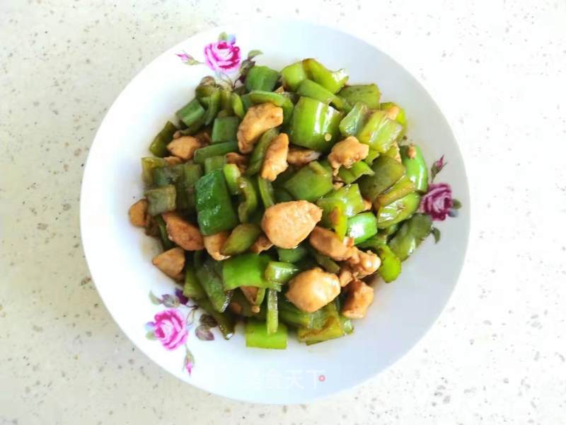 Stir-fried Diced Chicken with Hot Peppers recipe