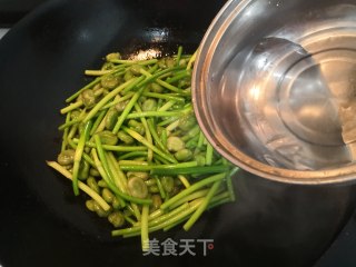 Garlic Sprout Broad Bean recipe