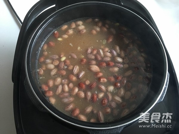 Peanut and Soybean Skin Jelly recipe