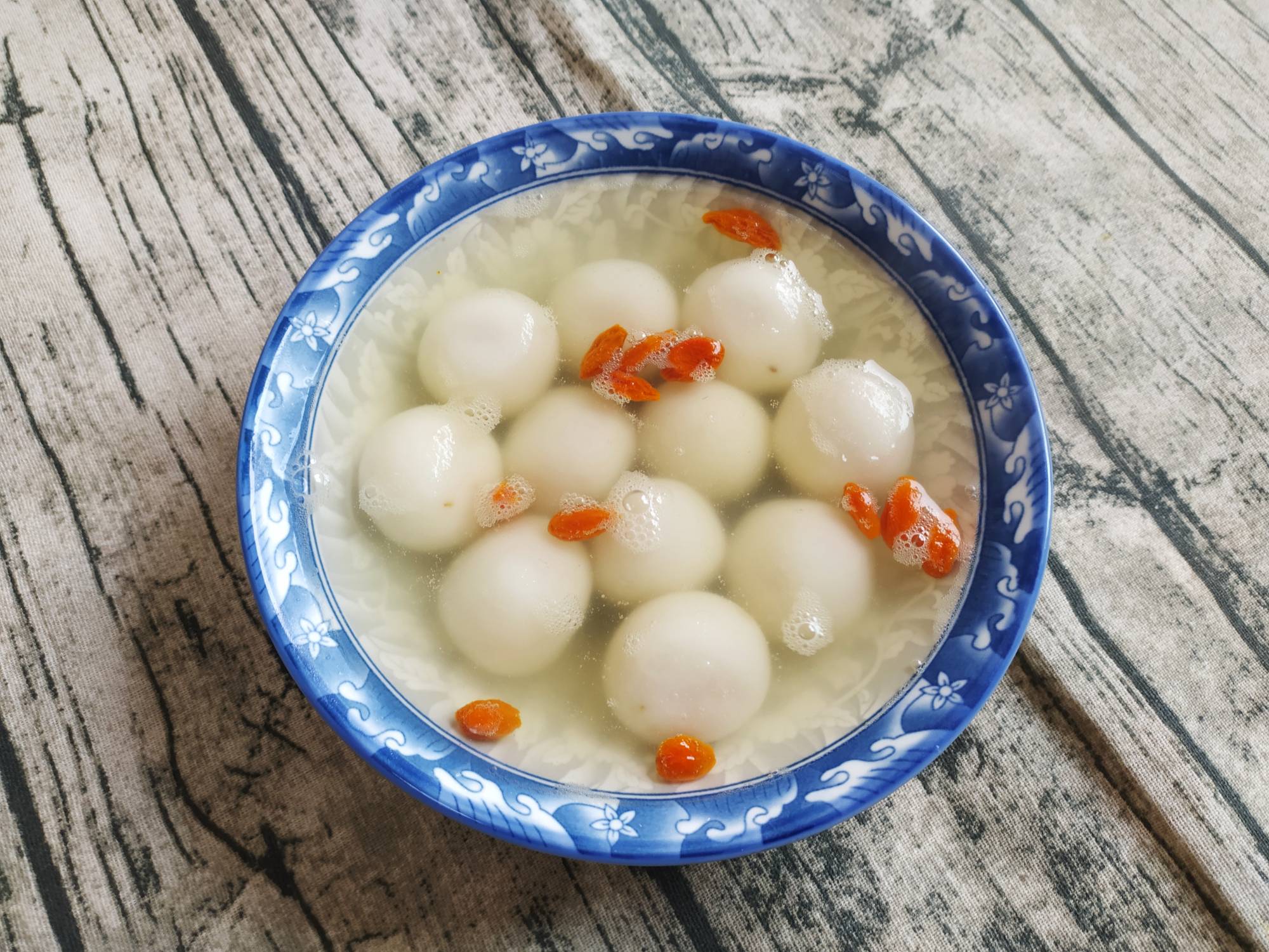 Tangyuan with White Sugar and Sesame Filling recipe