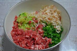 Beef and Cucumber Buns recipe