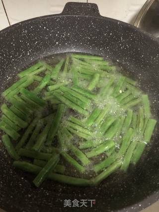 Roasted French Beans with Potatoes recipe