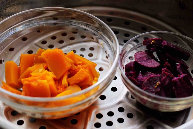 Purple Sweet Potato Pumpkin Two-color Bean Paste Gnocchi recipe