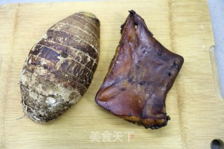 Steamed Taro with Cured Pig Face recipe