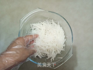 Sweet and Spicy Shredded Carrot recipe