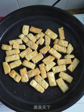 Stir-fried Tofu with Tomatoes and Rape recipe