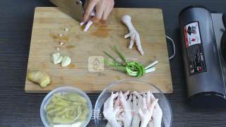 Smart Food/eating An Absolutely Addictive Pickled Chicken Feet recipe
