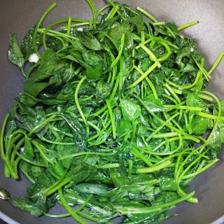 Stir-fried Sweet Potato Leaves recipe