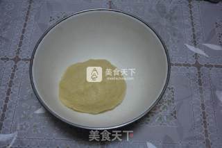 Lotus Paste and Egg Yolk Crisp recipe