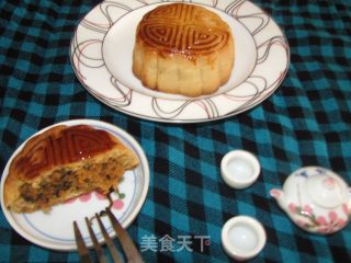 Cinnamon Meat Floss Mooncake recipe