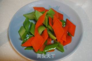 Twice-cooked Pork Topped with Butterfly Noodles recipe