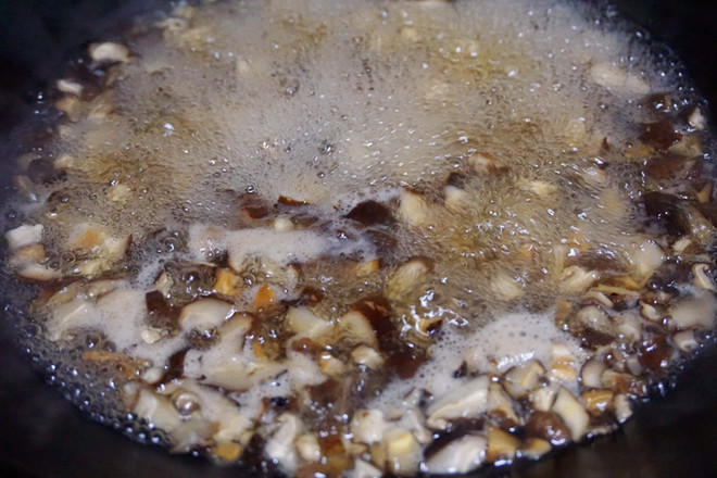 Minced Meat and Shiitake Mushrooms recipe