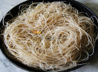 Zodiac Crab Steamed Rice Noodles recipe