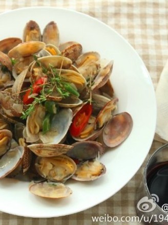 Braised Clams with Green Onions