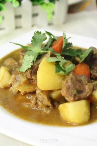 Beef Stew with Curry Potatoes recipe