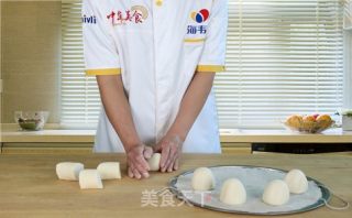 Steps and Methods of Making Steamed Buns with Baking Powder recipe