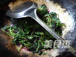 Garlic Red Amaranth recipe