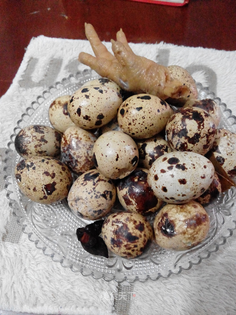 Marinated Quail Eggs recipe