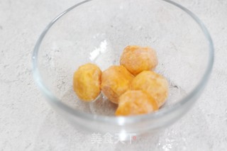 Salted Egg Yolk Meat Dumplings recipe