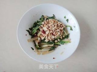 Peanuts Mixed with Celery recipe