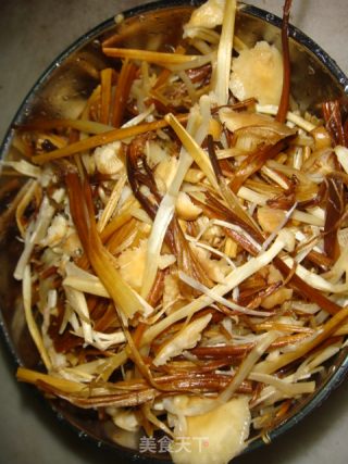 Enoki Mushroom Pork Ribs Soup recipe