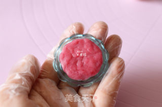 Cranberry Snowy Mooncakes recipe