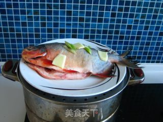 Steamed Red Pomfret recipe