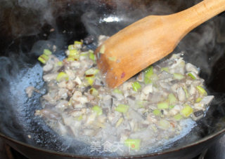 Breakfast-the Steamed Buns that Warm The Stomach are Confused recipe