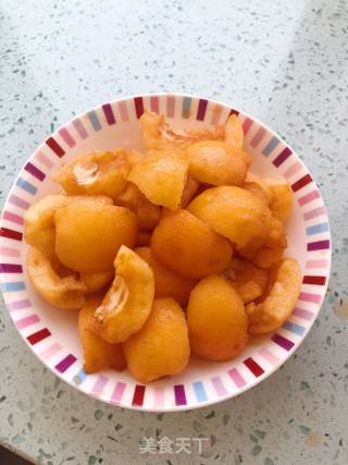 Loquat and Tremella Soup recipe