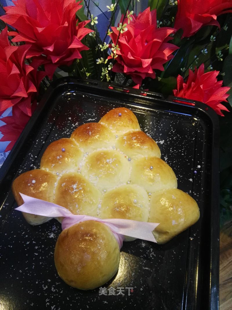 Christmas Tree Bread